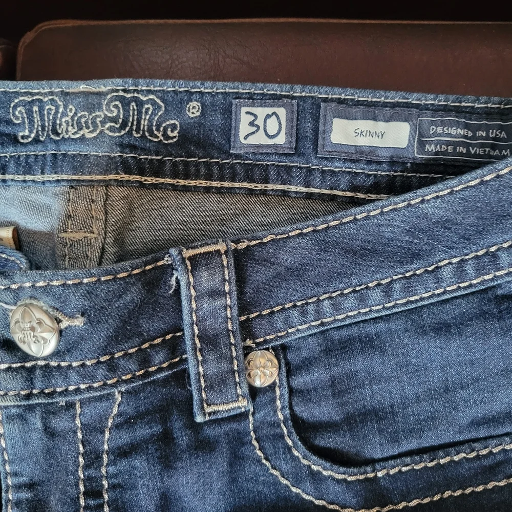 Miss Me Jeans - Picture 2 of 5